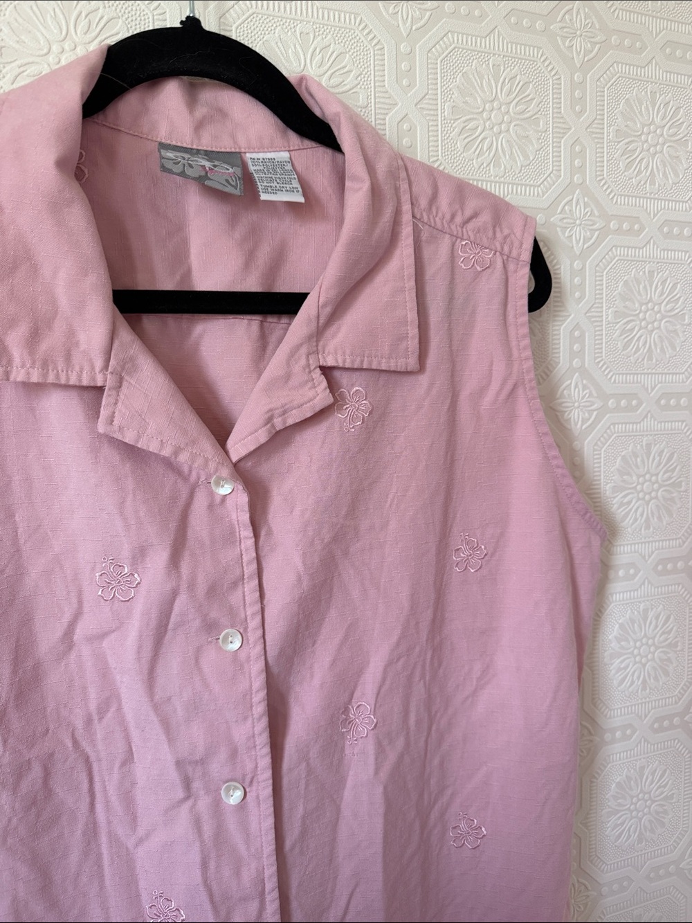 OP Sport Sleeveless Button-Down Top Embroidered Hibiscus Flowers Pink Sz XL - Picture 3 of 6